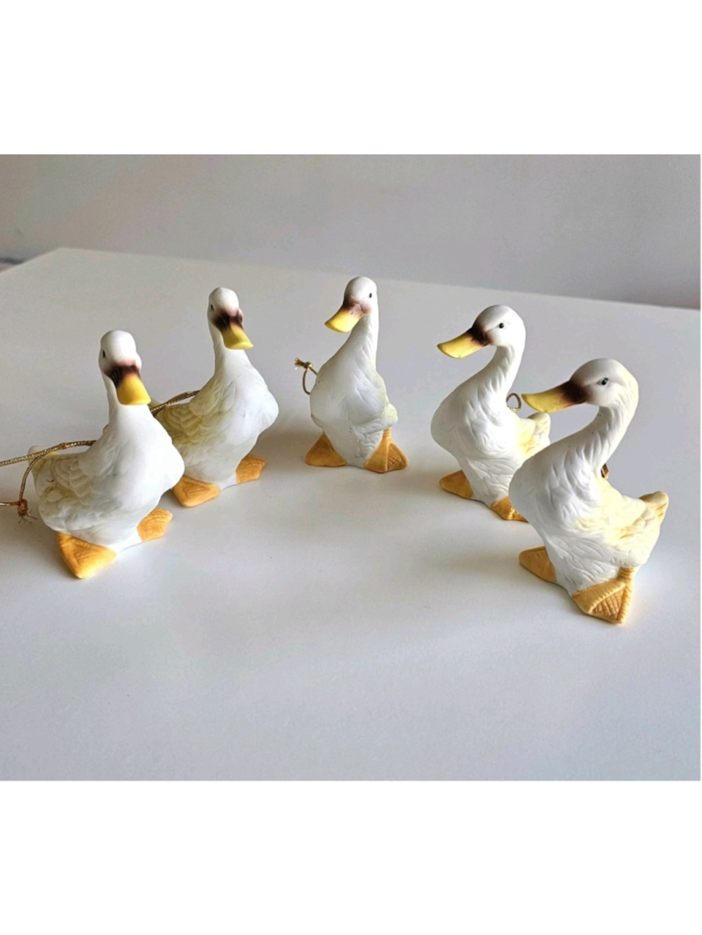 Vintage Set of 5 Bisque Porcelain White Duck Ornaments - Farmhouse Decor - Picture 12 of 12